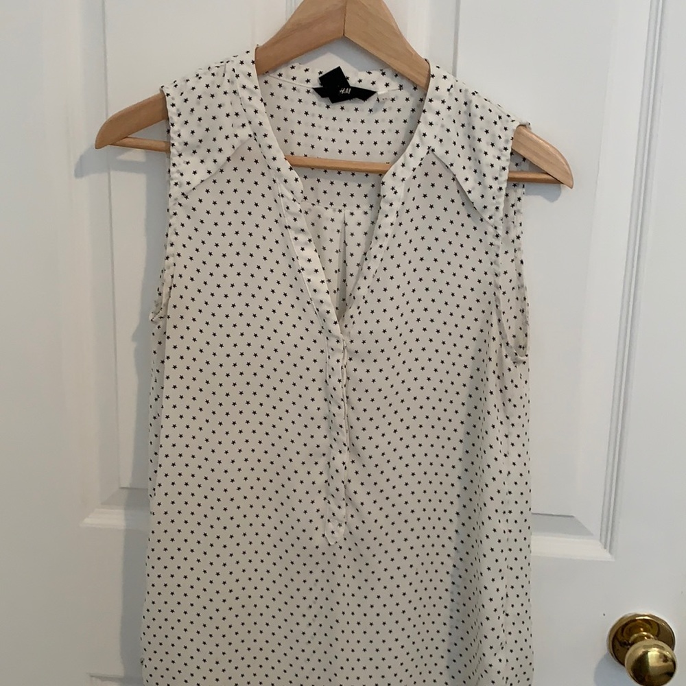 Sleeveless top.